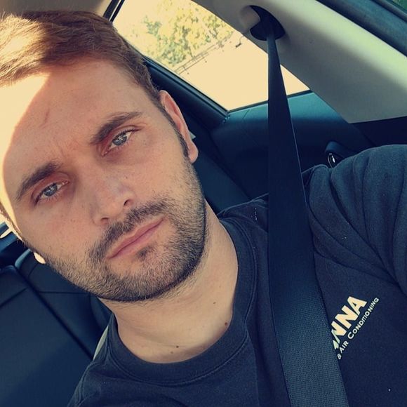 Meet your Posher, Joshua - Picture 1 of 1